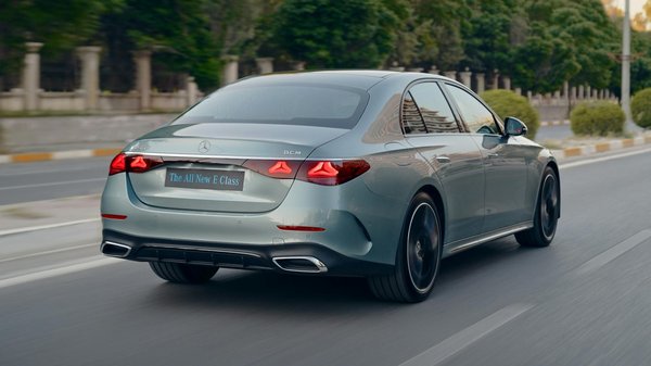 A taste of australia and italy: uncorking distinctive wines